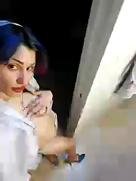 kendrafarq online show from 09.17.25