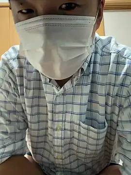 Snapshot of daikimaeda chatting on 09.23.25 daikimaeda online show from 09.23.25