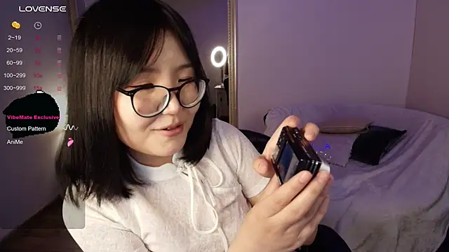 Erikawai online show from 09.14.25