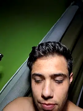 PrettyBoyyy11 online show from 10.01.25