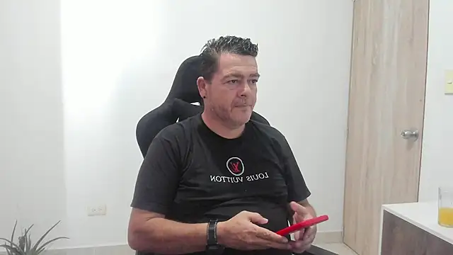 massimo dannger online show from 10.28.25