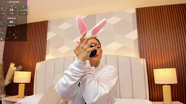 Mommy Naughty online show from 11.03.25