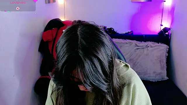 MiaVelvetDoll online show from 11.21.25