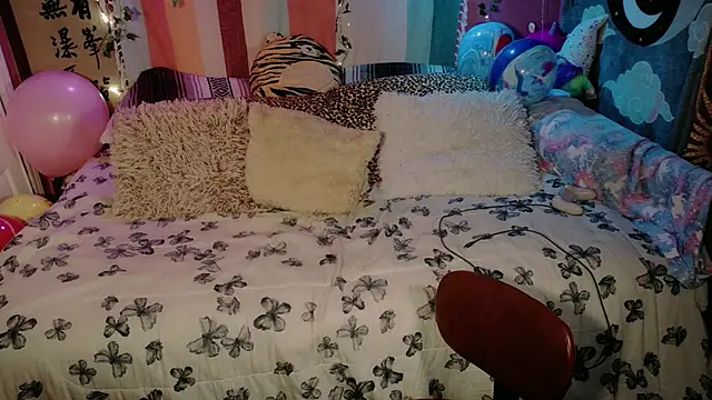 Maddy cat 91 online show from 04.12.26