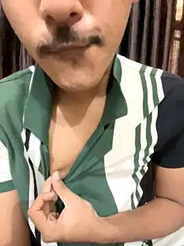 Snapshot of hamstar09 chatting on 10.25.25 hamstar09 online show from 10.25.25