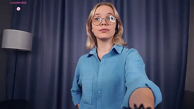 EdaKirkIin online show from 10.08.25