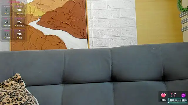 Snapshot of scarlett_mask chatting on 10.06.25 scarlett mask online show from 10.06.25