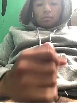 Snapshot of carlo20n chatting on 10.21.25 carlo20n online show from 10.21.25