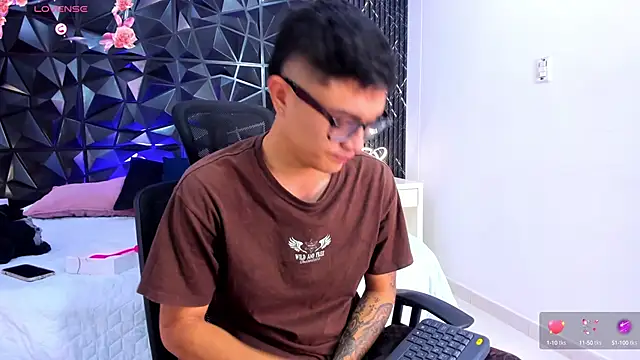 StephanAndSamantha online show from 09.26.25