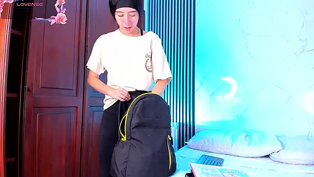 StephanAndSamantha online show from 10.22.25