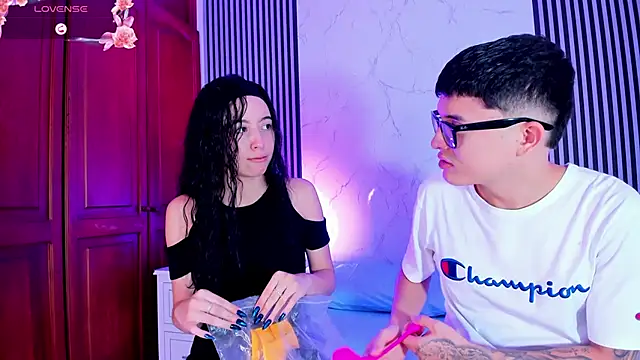 StephanAndSamantha online show from 10.28.25