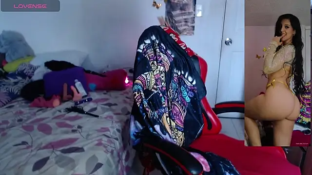 BasmaHernandez online show from 04.17.26