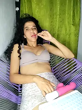 lucerocutte online show from 11.12.25