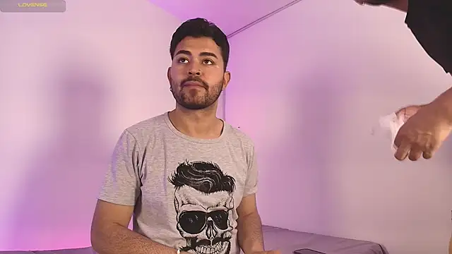 Snapshot of 404_Not_Found4 chatting on 09.09.25 404 Not Found4 online show from 09.09.25