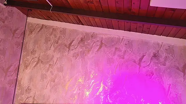 gemma sm online show from 09.18.25