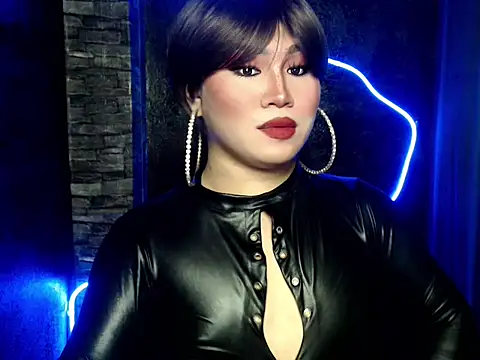 pretty lassy online show from 09.18.25