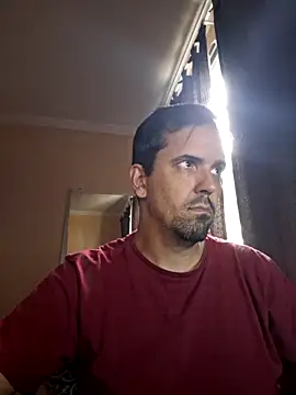 Snapshot of Encanador_ chatting on 10.28.25 Encanador  online show from 10.28.25