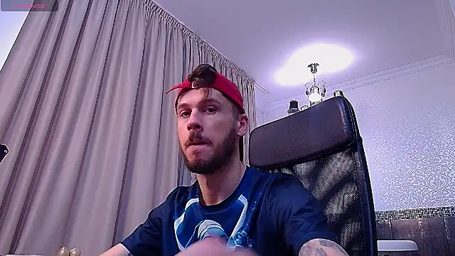 Snapshot of JonahShaw chatting on 09.09.25 JonahShaw online show from 09.09.25