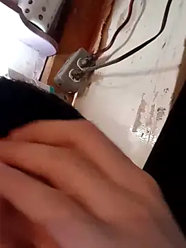 LUISSLEONN0958 online show from 09.16.25