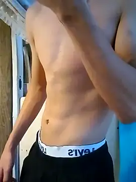 LUISSLEONN0958 online show from 09.27.25