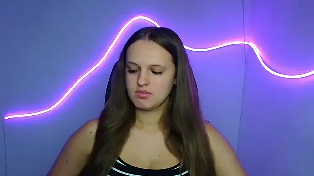 Aurora White online show from 09.24.25