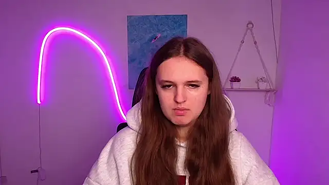 Aurora White online show from 10.21.25