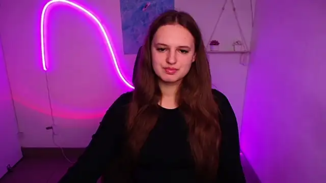 Aurora White online show from 11.03.25