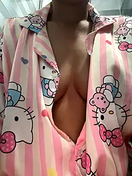 Snapshot of Sexyladzy chatting on 09.13.25 Sexyladzy online show from 09.13.25