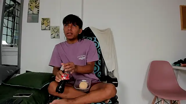 tyler twink boy online show from 03.23.26