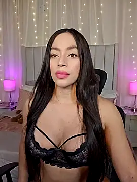 Snapshot of AriadnaTaylor chatting on 07.19.26 AriadnaTaylor online show from 07.19.26