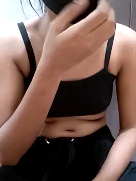 Tara2007 online show from 11.04.25