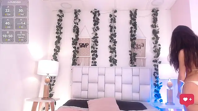 Coralgh  online show from 09.15.25