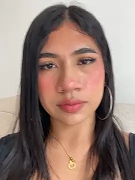 LiaSaenz27 online show from 09.18.25