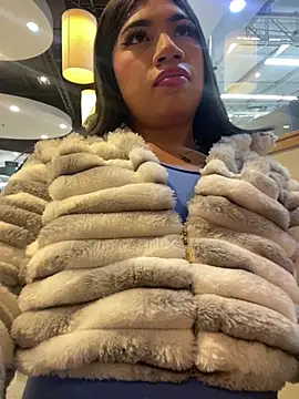 LiaSaenz27 online show from 09.26.25