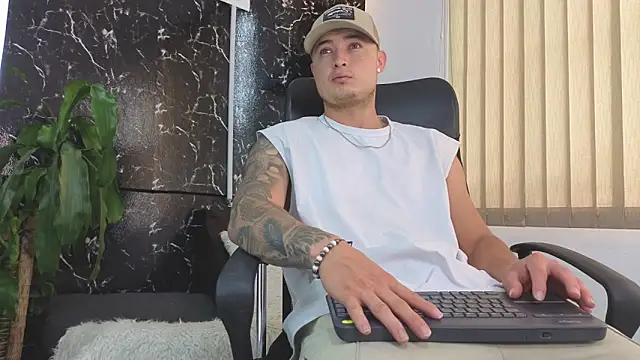 Alexander ferre online show from 04.15.26