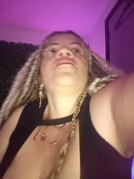 Eva Luxei online show from 11.30.25