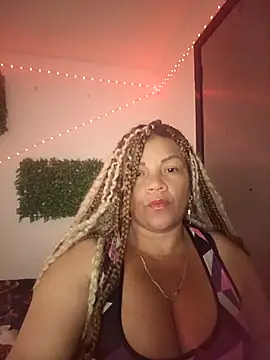 Eva Luxei online show from 12.23.25