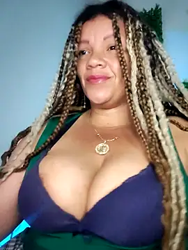 Eva Luxei online show from 02.01.26