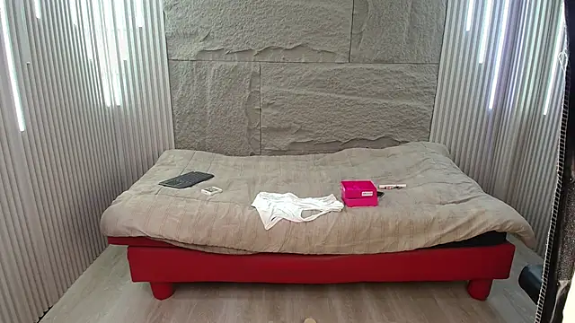 CamileX online show from 10.08.25