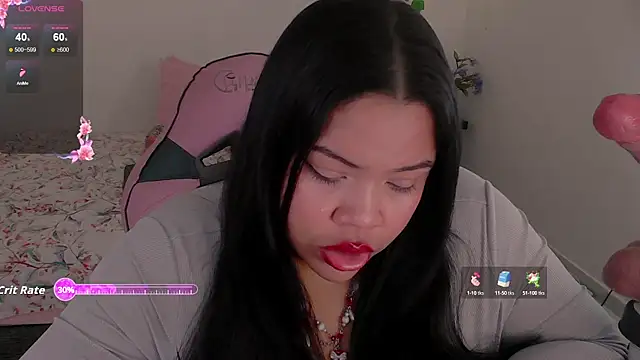 Snapshot of Juicy_elenxx chatting on 09.11.25 Juicy elenxx online show from 09.11.25