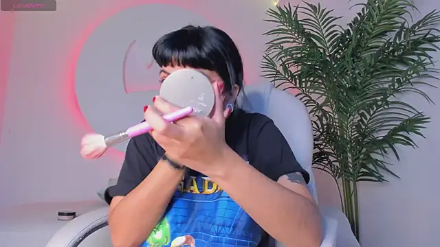 emily-santoss online show from 09.26.25