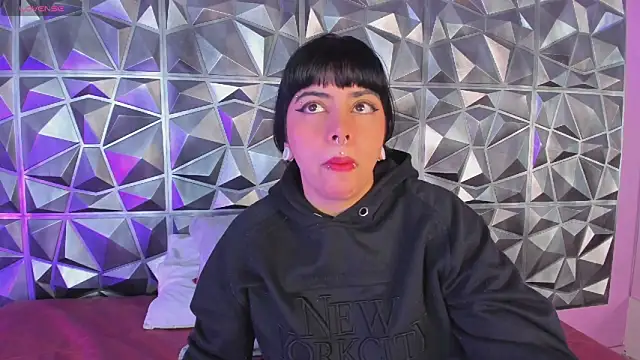 emily-santoss online show from 10.21.25