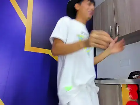 gustavo saaled19  online show from 09.15.25