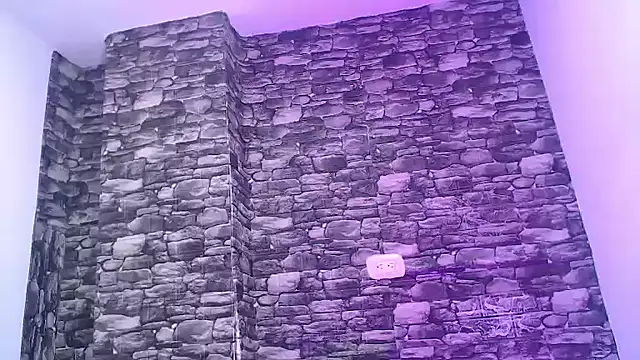 gustavo saaled19  online show from 10.15.25