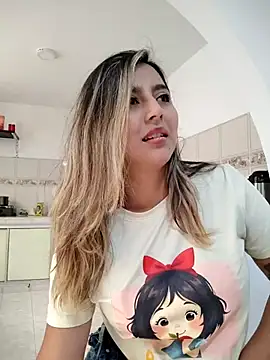 Snapshot of CelestePrince2 chatting on 10.14.25 CelestePrince2 online show from 10.14.25