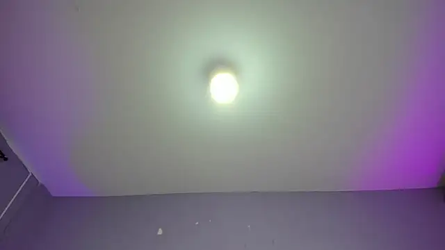 ValeriaJacobs online show from 10.27.25