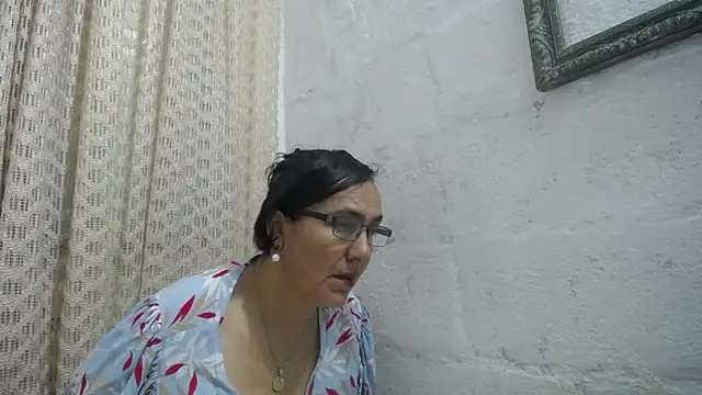Snapshot of gabbyparker_ chatting on 05.27.26 gabbyparker online show from 05.27.26