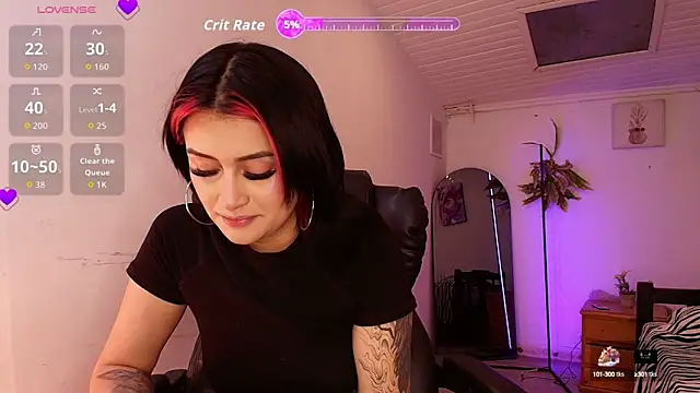 Snapshot of arye_lle chatting on 10.24.25 arye lle online show from 10.24.25