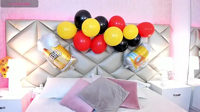 Snapshot of dafnne_hall chatting on 09.26.25 dafnne hall online show from 09.26.25