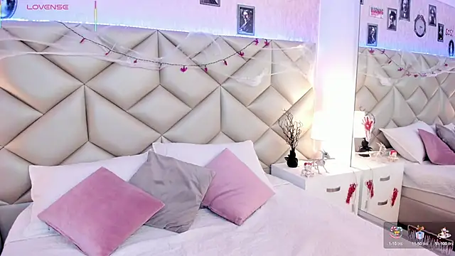 Snapshot of dafnne_hall chatting on 10.22.25 dafnne hall online show from 10.22.25